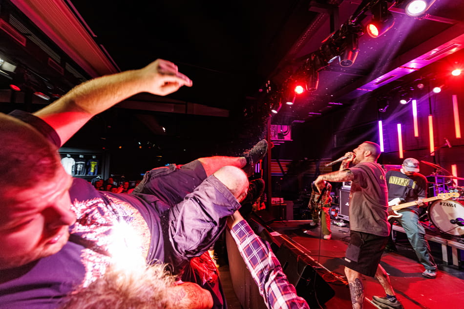 261008_Combust_0868_d404