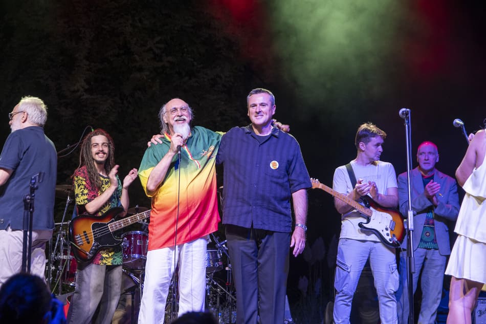 Koncert povodom 40 godina Del Arno Banda200